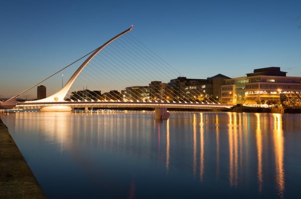 Samuel Beckett Bridge, Dublin at night.